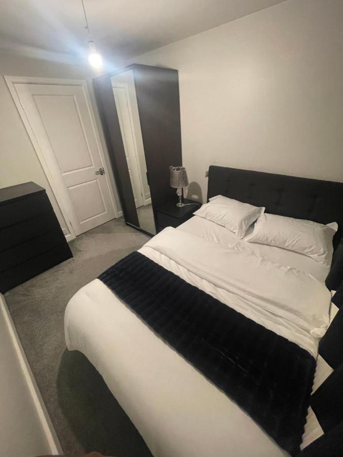 Beautiful En-Suite Bedroom Ipswich Exterior photo